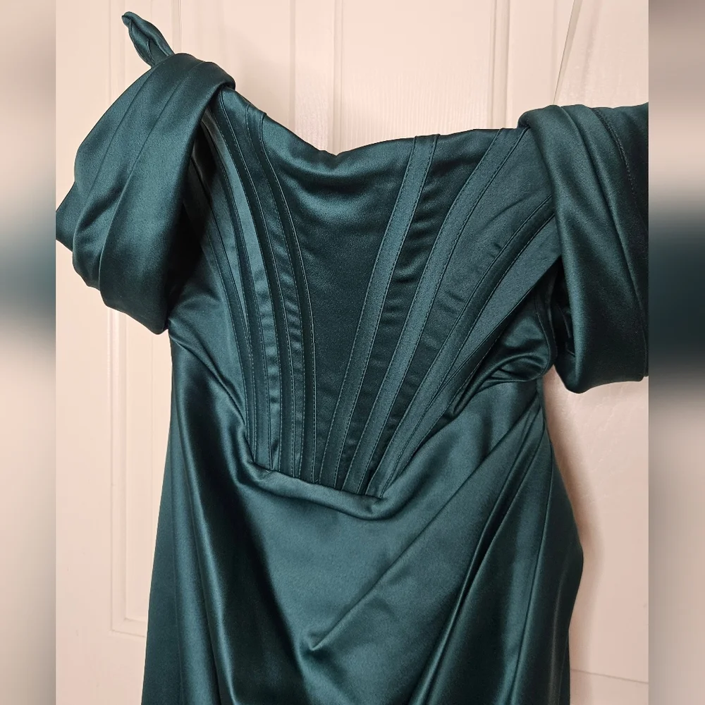 House Of CB Loretta Emerald Green Satin Off Shoulder Dress - Picture 6 of 10